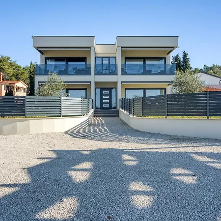 Apartman Adria 4 By Guide *