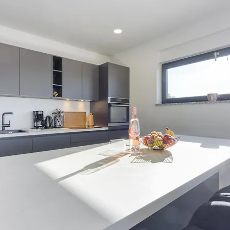 Apartment Adria 4 By Guide *