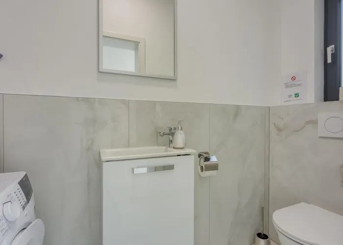 Adria 4 By Guide Apartment Porec