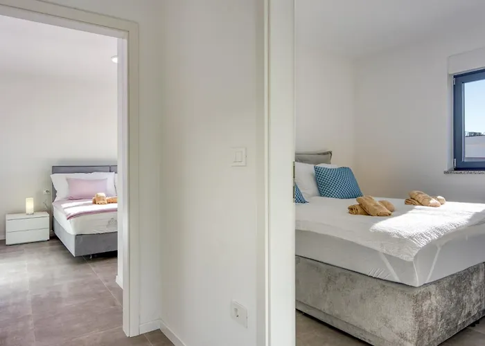 Apartment Adria 4 By Guide